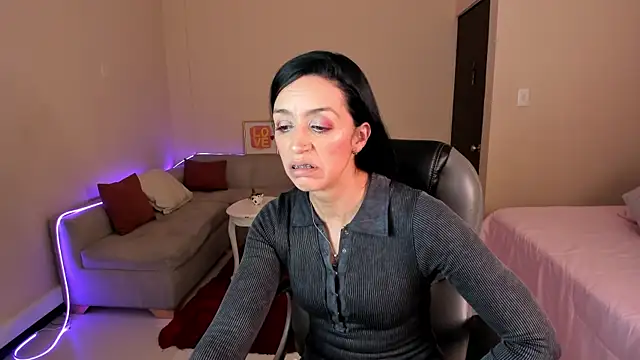 Kristen Garner online show from 2, 7, 2026