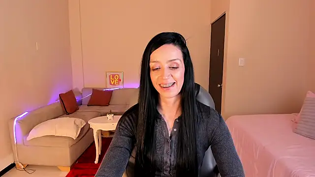 Kristen Garner online show from 14, 7, 2026
