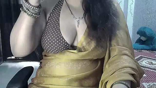 Snapshot of Maria_55 chatting on 22, 10, 2025 Maria 55 online show from 22, 10, 2025