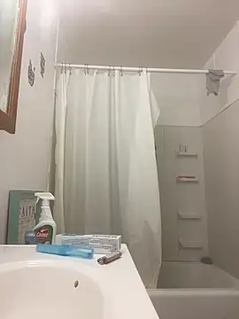 Snapshot of BD2LONG chatting on 28, 2, 2025 BD2LONG online show from 28, 2, 2025