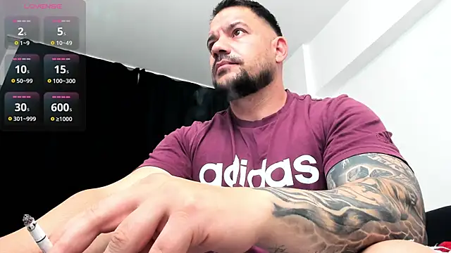musclemonster31 online show from 27, 10, 2025