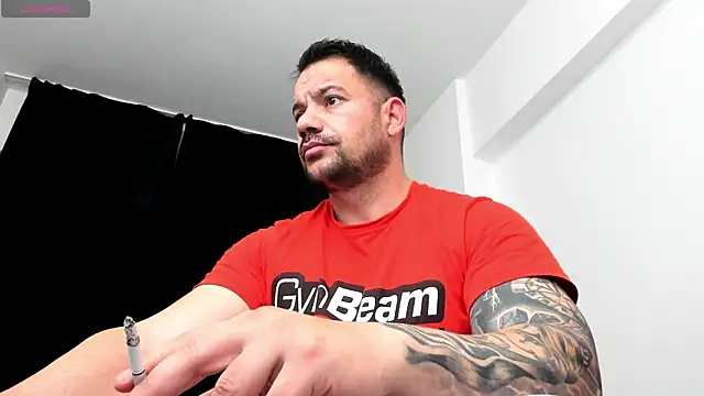 musclemonster31 online show from 8, 11, 2025