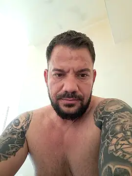 musclemonster31 online show from 4, 8, 2026