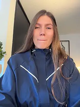 AmelieLaurent  online show from 6, 5, 2026