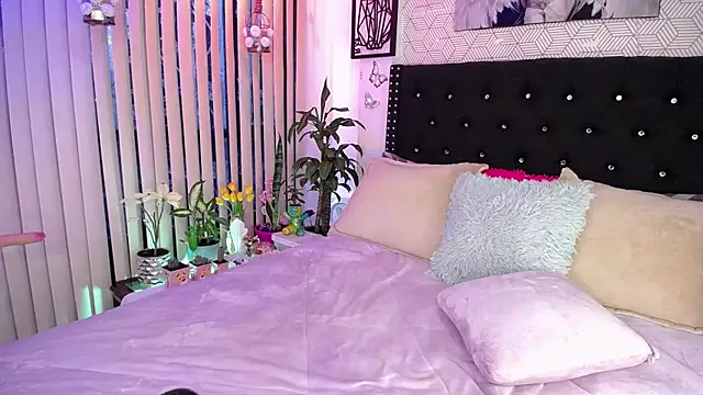 Danna Ferri online show from 10, 3, 2025