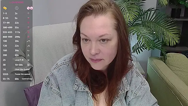 CutieGinger online show from 2, 11, 2025
