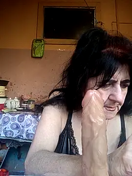 Snapshot of Lovely_Lori chatting on 9, 5, 2026 Lovely Lori online show from 9, 5, 2026