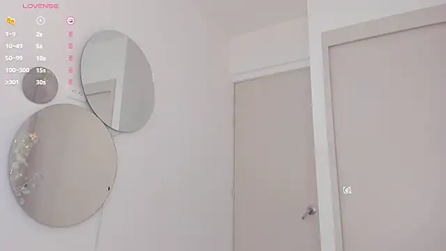 mia yourmommy online show from 2, 3, 2025