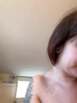 Tamy-Love online show from 6, 3, 2026