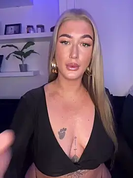 MissyLeeX online show from 4, 1, 2025