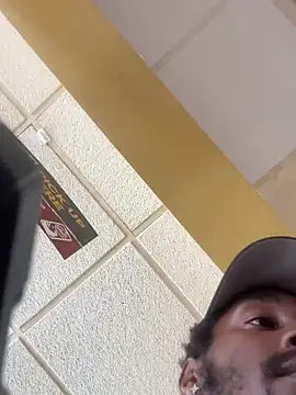 ITSONLYKENNY online show from 13, 2, 2025