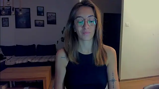 Snapshot of DesireMore90 chatting on 29, 11, 2025 DesireMore90 online show from 29, 11, 2025