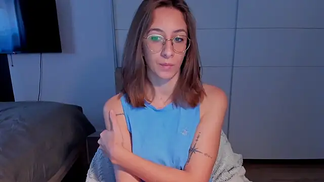 Snapshot of DesireMore90 chatting on 26, 2, 2026 DesireMore90 online show from 26, 2, 2026