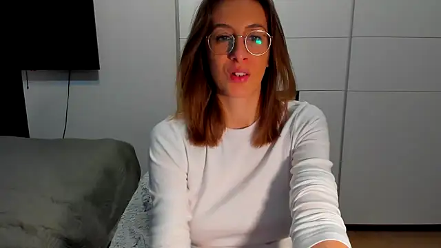 Snapshot of DesireMore90 chatting on 5, 3, 2026 DesireMore90 online show from 5, 3, 2026