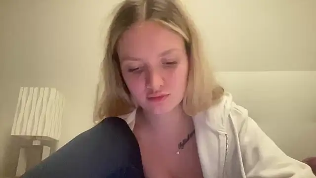 Snapshot of mariemelissah chatting on 19, 1, 2025 mariemelissah online show from 19, 1, 2025