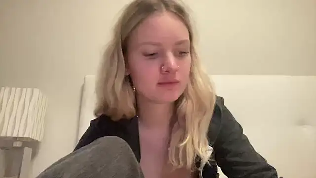 Snapshot of mariemelissah chatting on 23, 1, 2025 mariemelissah online show from 23, 1, 2025