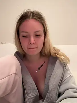 Snapshot of mariemelissah chatting on 24, 2, 2025 mariemelissah online show from 24, 2, 2025