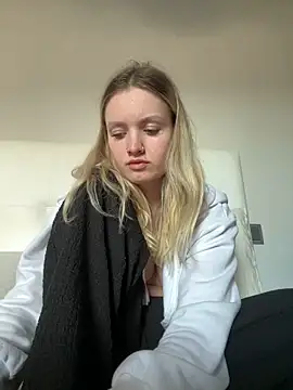 Snapshot of mariemelissah chatting on 21, 3, 2025 mariemelissah online show from 21, 3, 2025