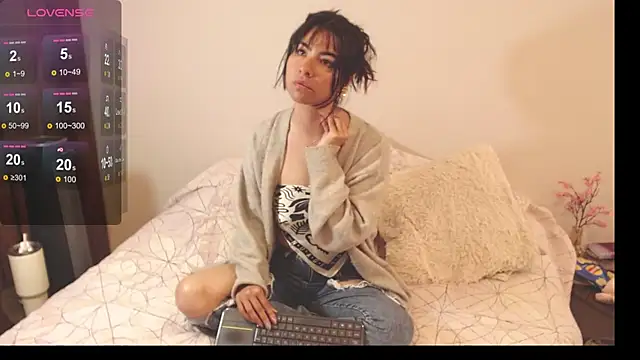 alice middlee online show from 19, 11, 2025