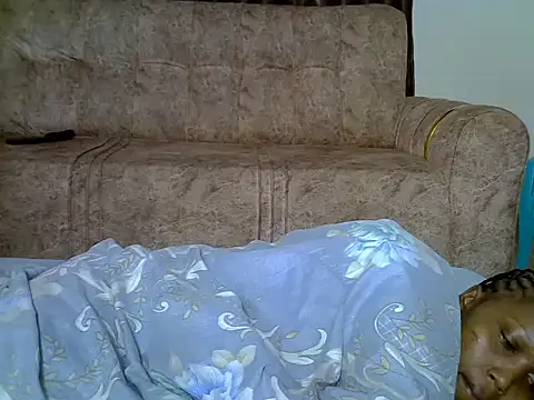 AurelAda online show from 4, 12, 2025