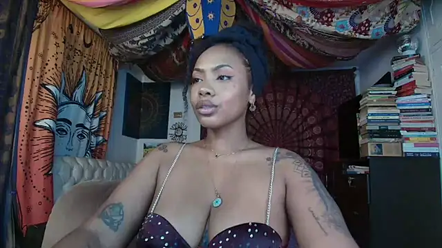 Snapshot of ElizaGrey_ chatting on 30, 5, 2026 ElizaGrey online show from 30, 5, 2026