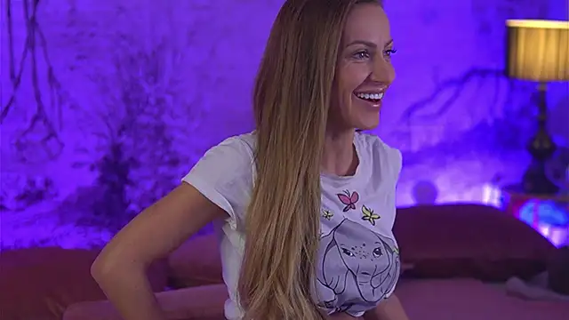 YamiraKim online show from 26, 2, 2026