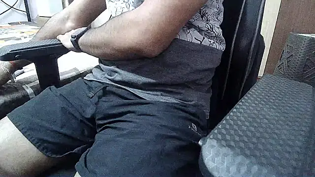 Snapshot of insanefreak69 chatting on 28, 1, 2025 insanefreak69 online show from 28, 1, 2025