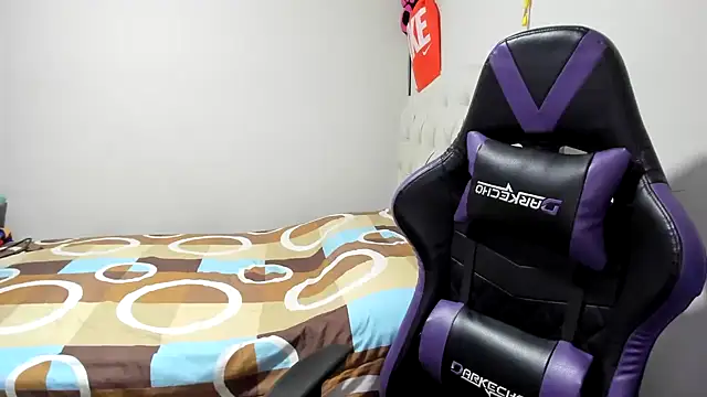 Snapshot of LuisaReyes_2911 chatting on 28, 2, 2026 LuisaReyes 2911 online show from 28, 2, 2026