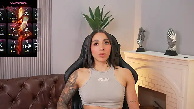 KAYLA BATISTA online show from 27, 6, 2026