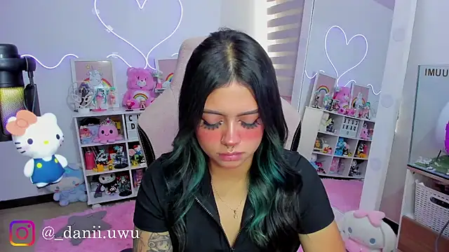 CuteDani  online show from 20, 5, 2026