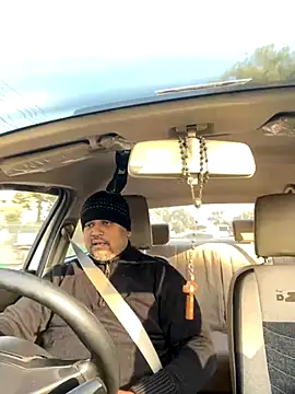 Dick 6inches online show from 4, 12, 2025