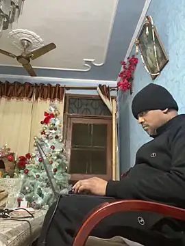 Dick 6inches online show from 21, 12, 2025