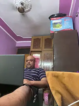 Dick 6inches online show from 2, 5, 2026
