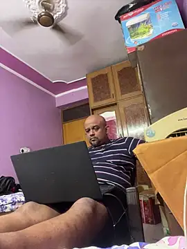 Dick 6inches online show from 23, 6, 2026