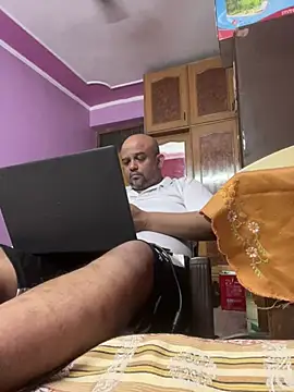 Dick 6inches online show from 4, 7, 2026