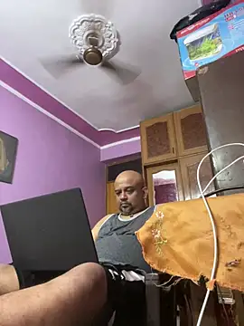 Dick 6inches online show from 8, 7, 2026