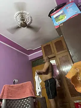 Dick 6inches online show from 11, 7, 2026