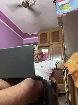 Dick 6inches online show from 12, 7, 2026