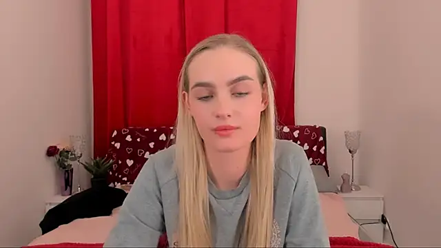 Snapshot of OliviaKisss chatting on 19, 3, 2025 OliviaKisss online show from 19, 3, 2025