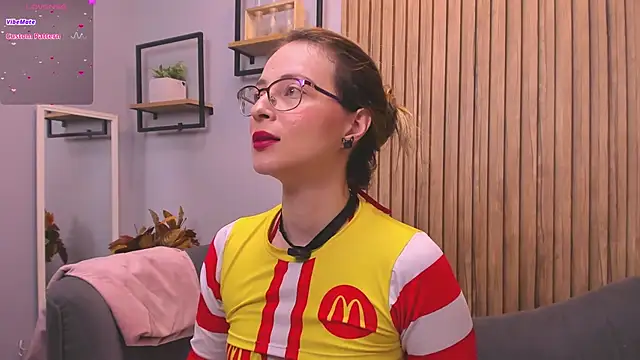 AmbeerWood  online show from 18, 3, 2026