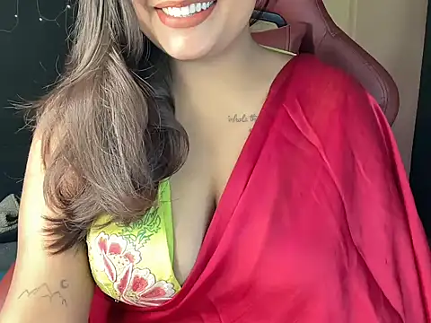 Snapshot of shanayaaa_1 chatting on 1, 12, 2024 shanayaaa 1 online show from 1, 12, 2024