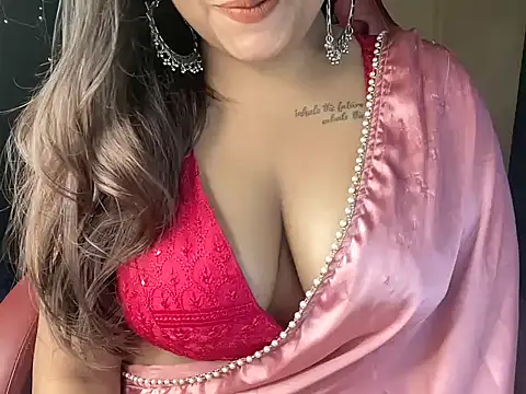 Snapshot of shanayaaa_1 chatting on 9, 2, 2025 shanayaaa 1 online show from 9, 2, 2025