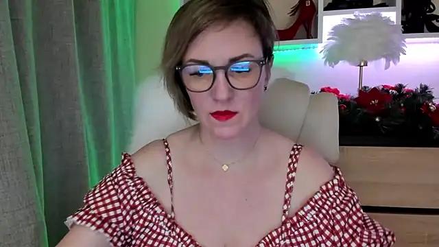 feliziaDesire online show from 17, 12, 2025