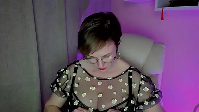 feliziaDesire online show from 2, 6, 2026