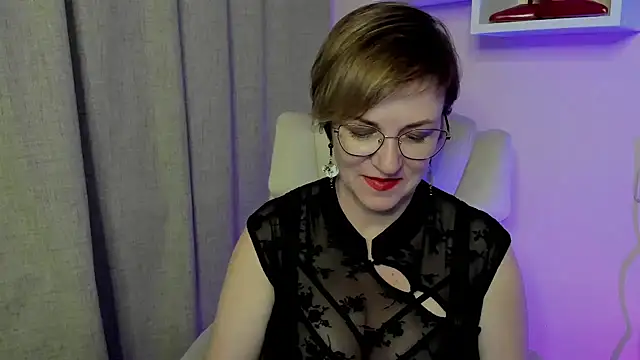 feliziaDesire online show from 25, 6, 2026