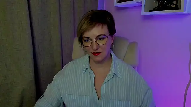 feliziaDesire online show from 22, 7, 2026