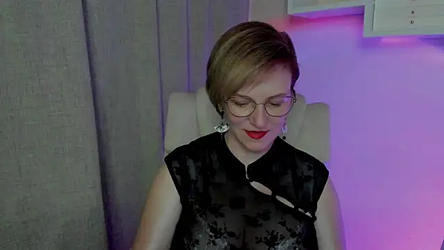 feliziaDesire online show from 2, 8, 2026