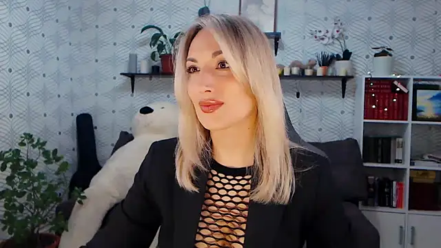 MillaXQueen online show from 24, 3, 2026