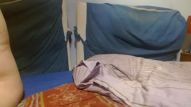 Snapshot of martachatte chatting on 8, 7, 2026 martachatte online show from 8, 7, 2026