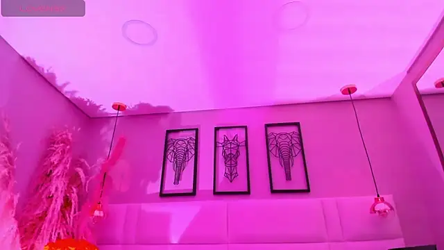 Rebeca jones online show from 10, 10, 2025